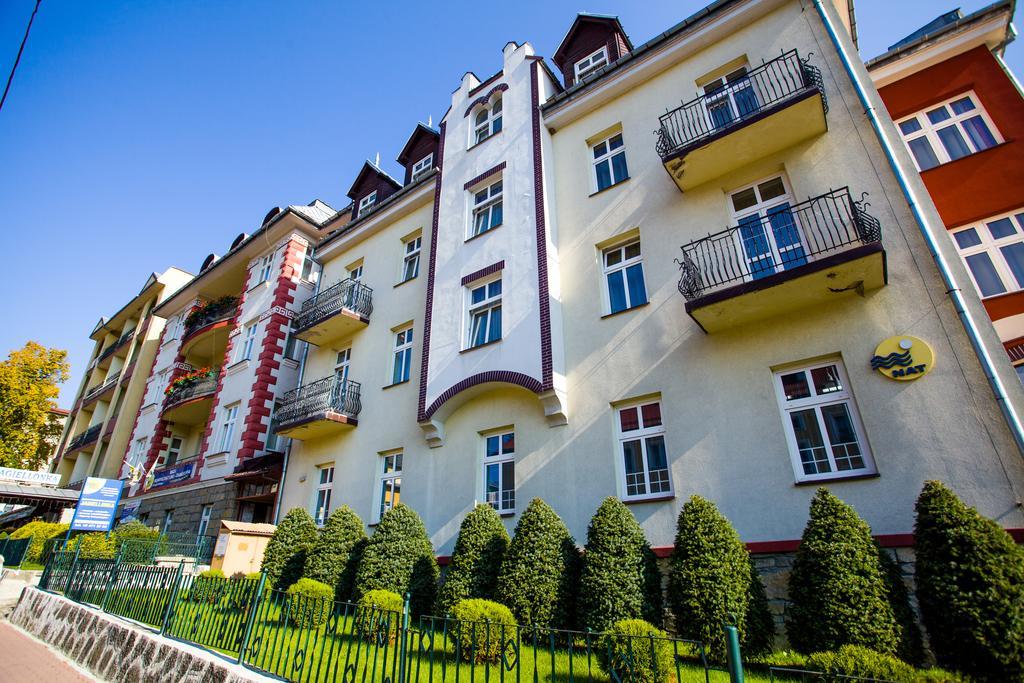 Hotel *** Nat Krynica Zdroj Exterior photo